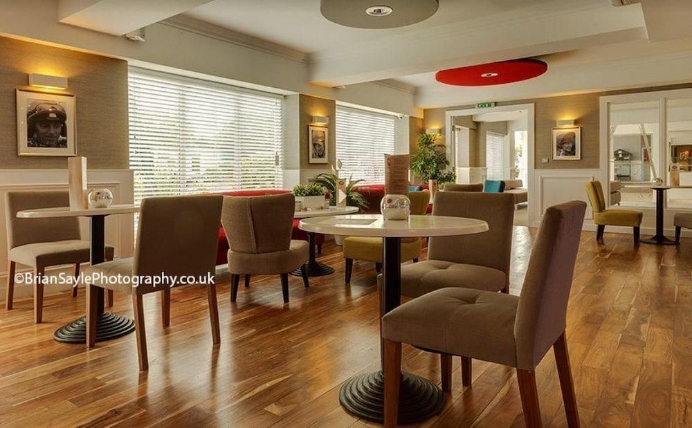 The Park Hotel Sefton Bagian luar foto
