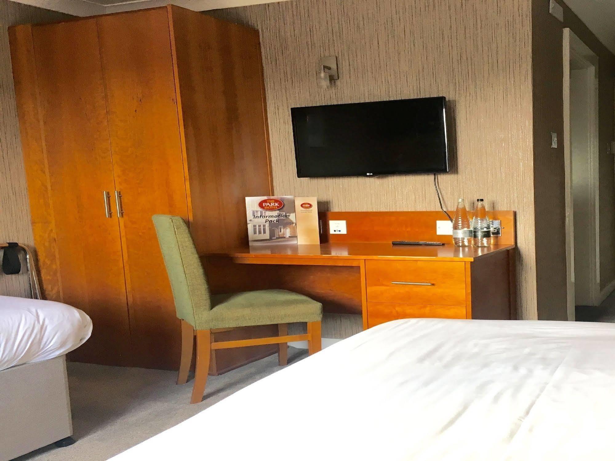 The Park Hotel Sefton Bagian luar foto
