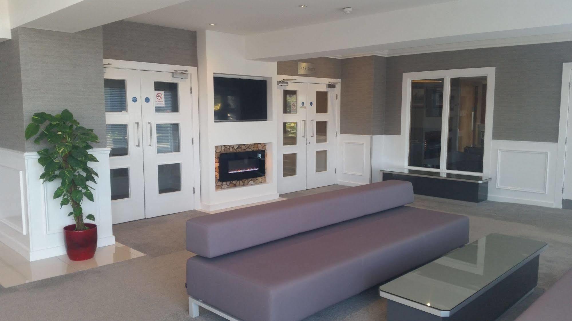 The Park Hotel Sefton Bagian luar foto